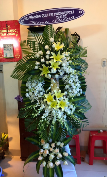 HV126 - Kệ hoa viếng tang lễ