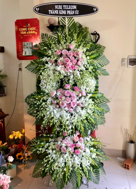 HV129 - Kệ hoa viếng tang lễ
